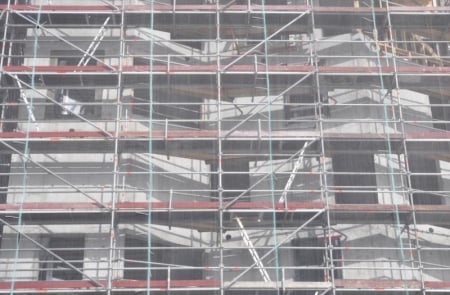 Mat&eacute;riel de b&acirc;timent &agrave; Li&eacute;vin : quels &eacute;quipements choisir pour votre chantier ?