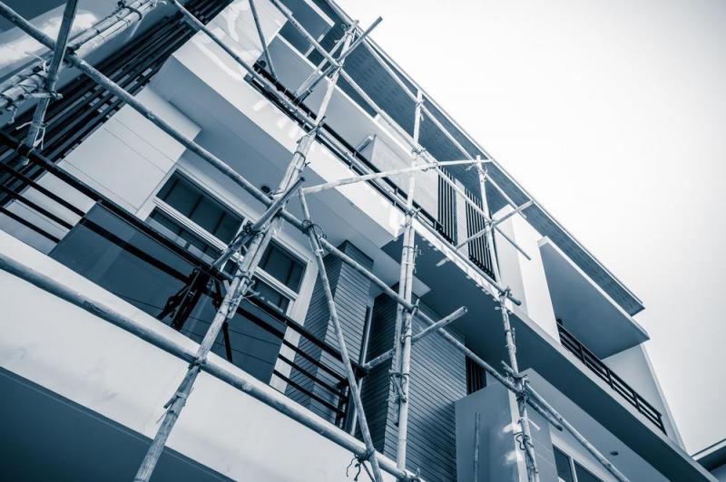 Monte-mat&eacute;riaux &agrave; Li&eacute;vin : guide pour optimiser vos chantiers